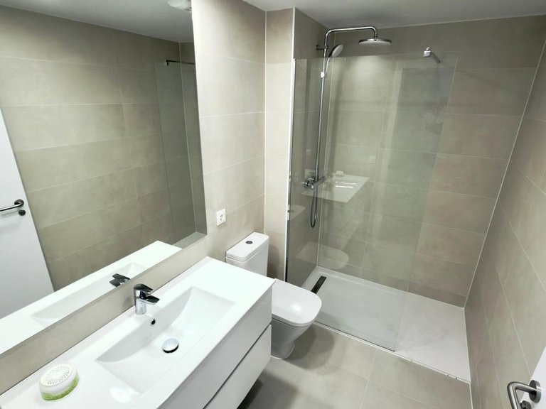 Apartment for Sale in Alicante, Alicante 14