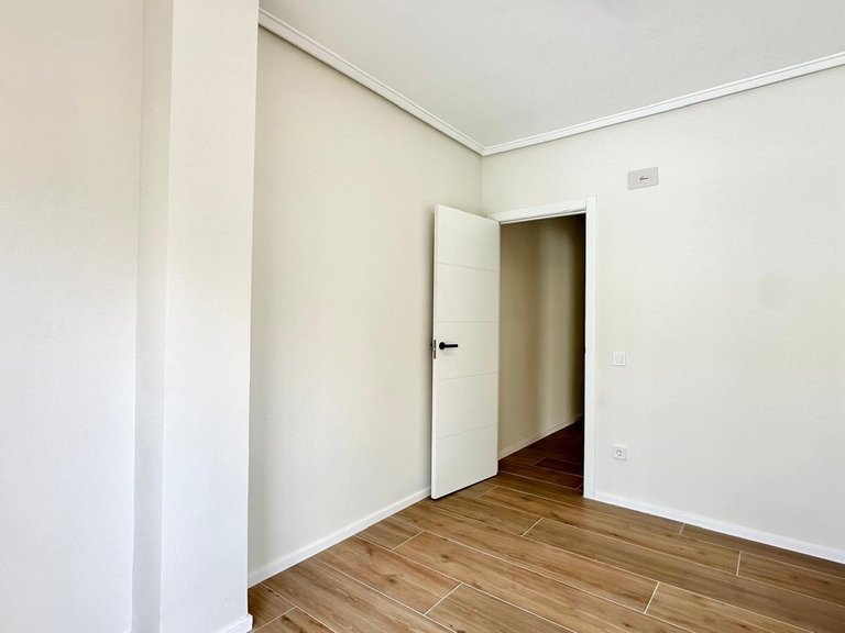 Apartment for Sale in Torrevieja, Alicante 2