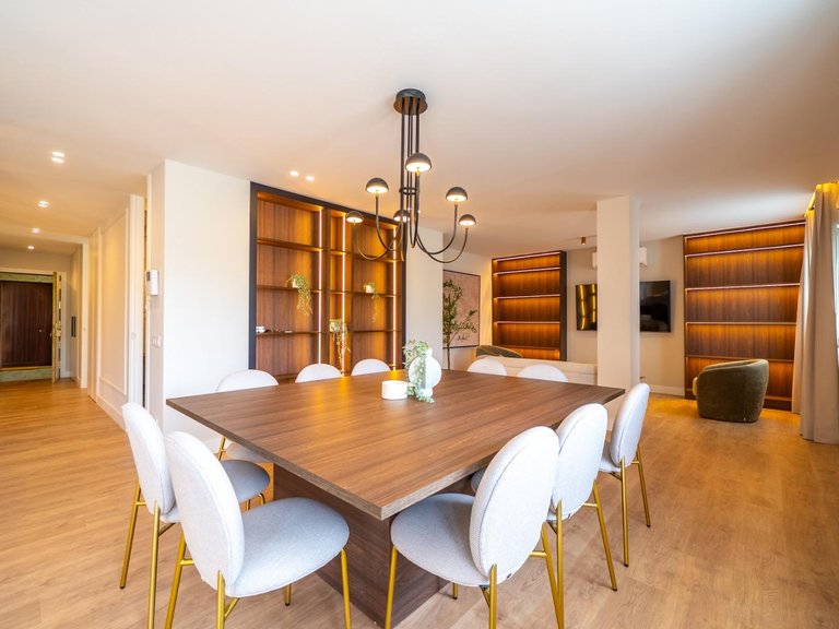 Apartment for Sale in Madrid, Madrid 5