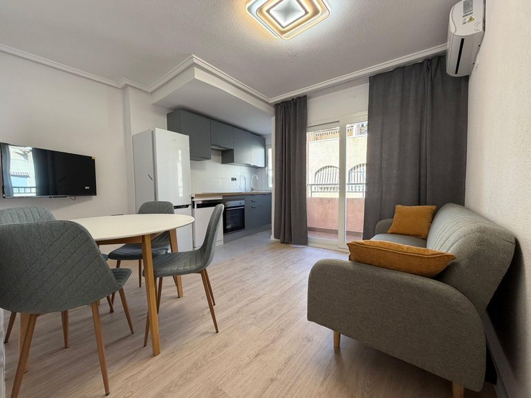 Apartment for Sale in Torrevieja, Alicante 12