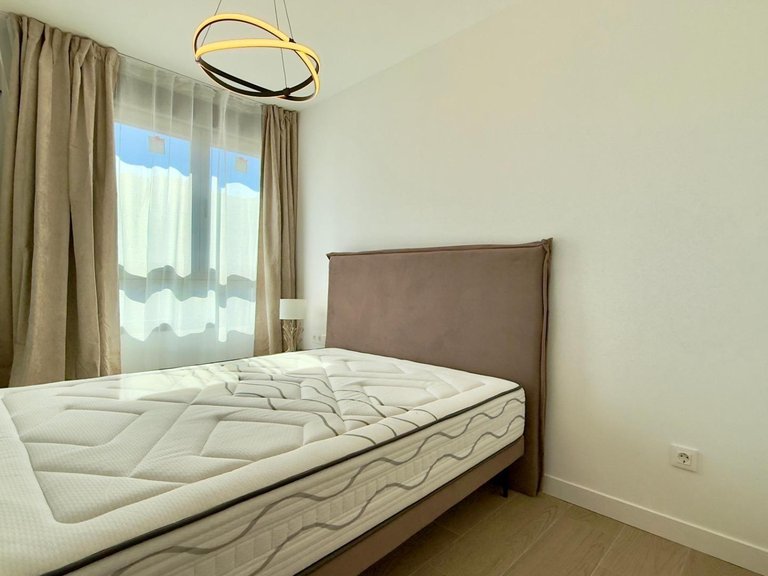 Apartment for Sale in Alicante, Alicante 13