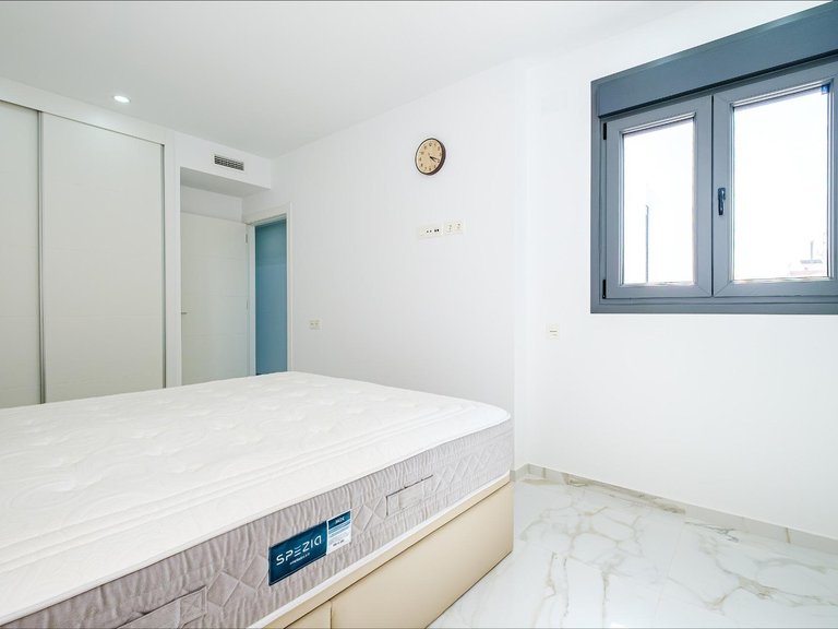 Apartment for Sale in Costa Blanca Torrevieja, Alicante 28