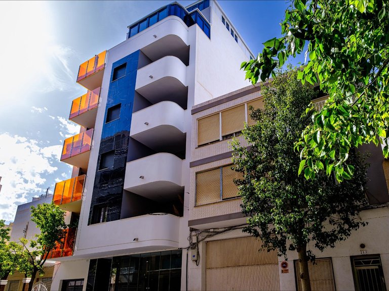 Apartment for Sale in Costa Blanca Torrevieja, Alicante 3