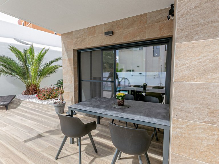 Villa for Sale in Los Montesinos, Alicante 2