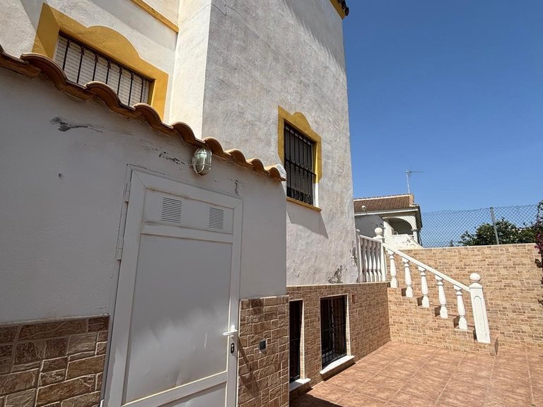 Apartment for Sale in Torrevieja, Alicante 8