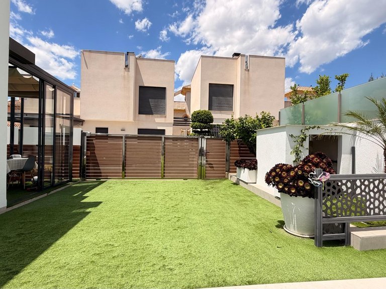 Villa for Sale in Torrevieja, Alicante 3
