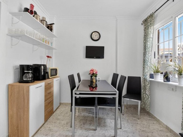 Apartment for Sale in Torrevieja, Alicante 12
