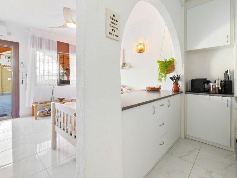 Apartment for Sale in Torrevieja, Alicante 12