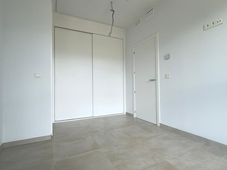 Apartment for Sale in Villajoyosa, Alicante 12