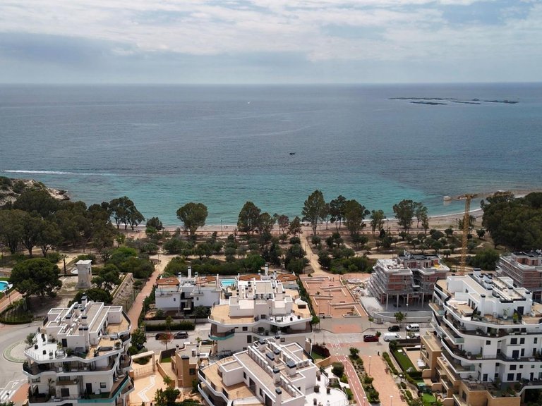 Apartment for Sale in Villajoyosa, Alicante 3