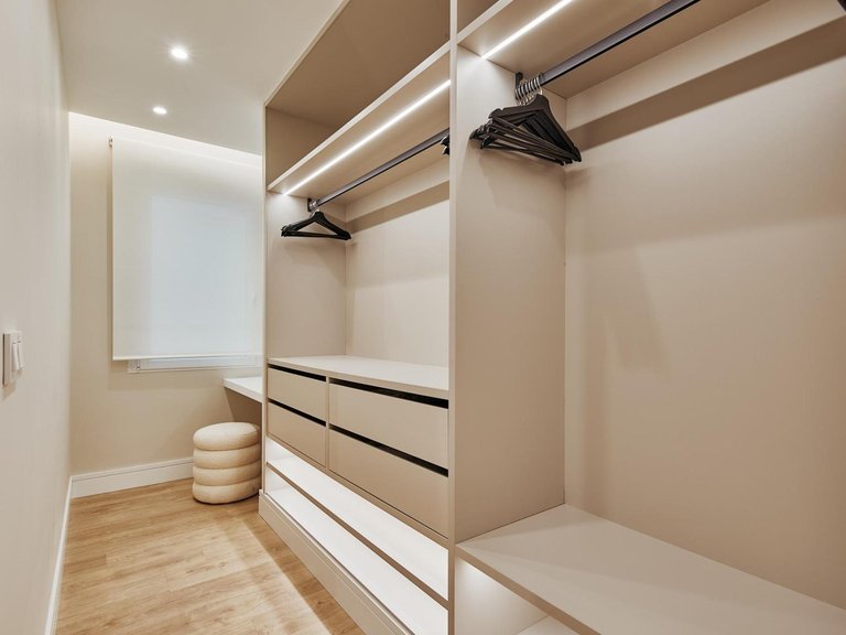 Apartment for Sale in Madrid, Madrid 13