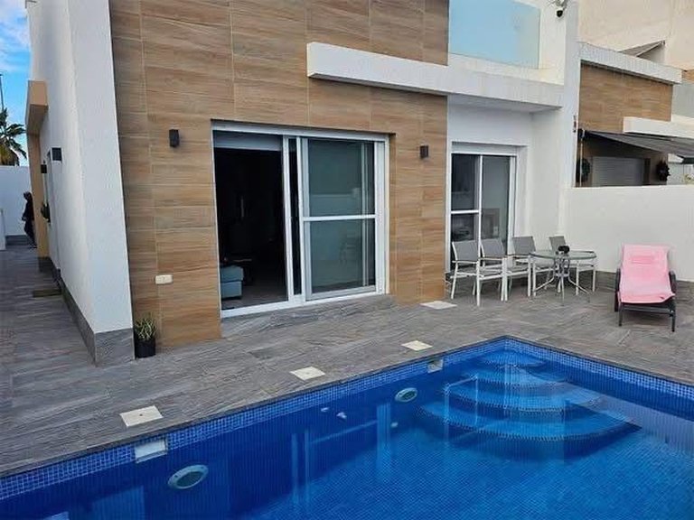 Villa for Sale in Avileses, Murcia 2