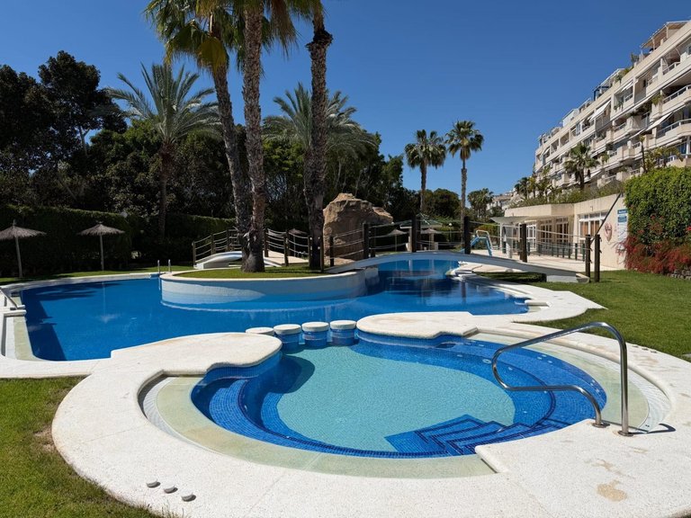 Apartment for Sale in Alicante, Alicante 2