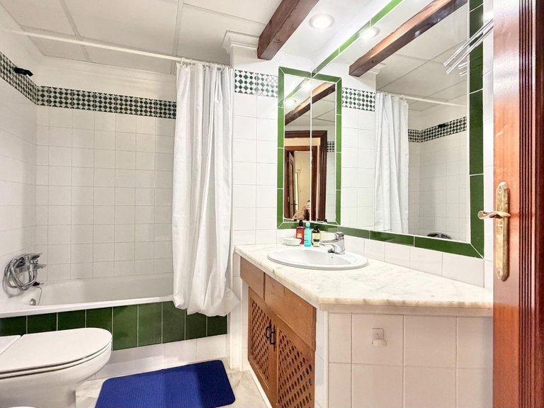Apartment for Sale in Costa Blanca Torrevieja, Alicante 25