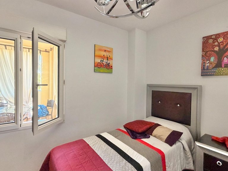 Apartment for Sale in Costa Blanca Torrevieja, Alicante 28