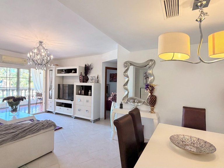 Apartment for Sale in Costa Blanca Torrevieja, Alicante 4