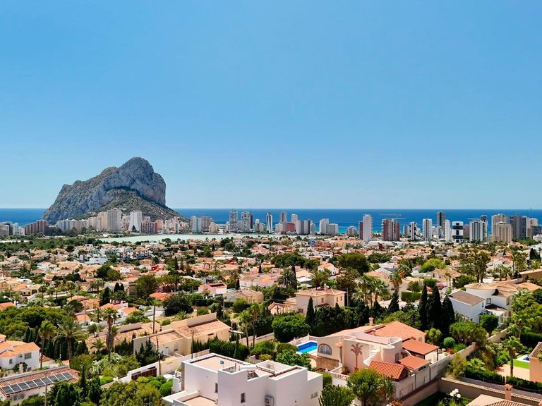 Villa for Sale in Calpe, Alicante 7