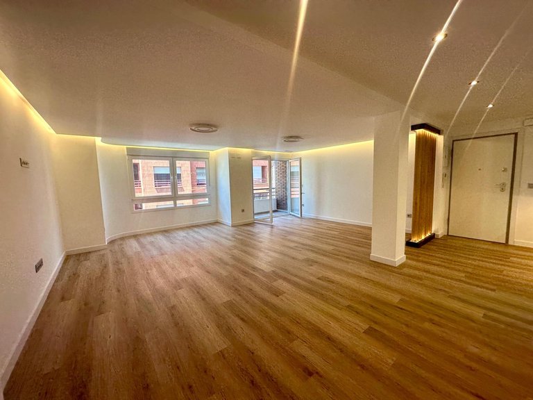 Apartment for Sale in Alicante, Alicante 1