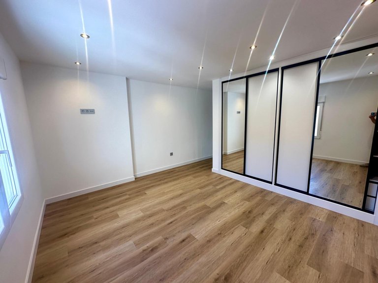 Apartment for Sale in Alicante, Alicante 12