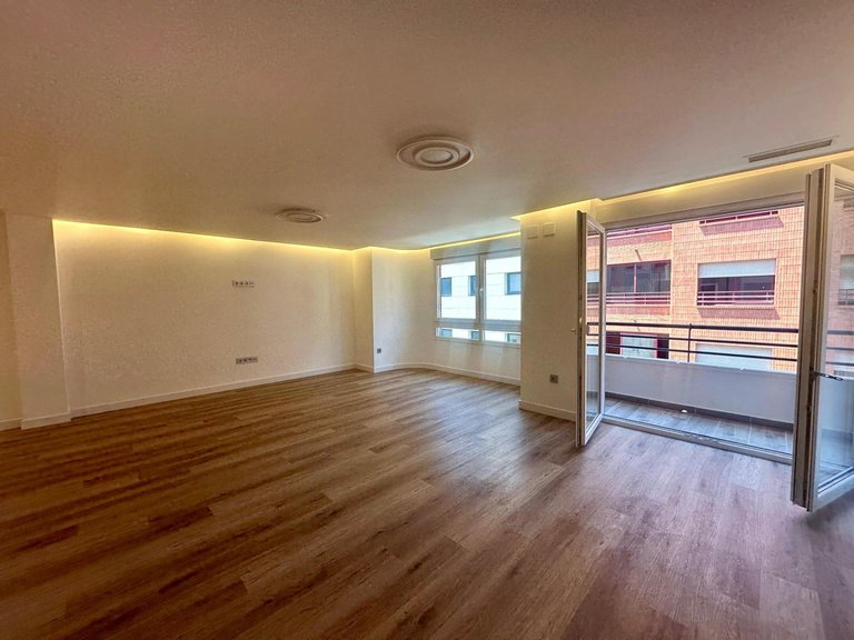 Apartment for Sale in Alicante, Alicante 3