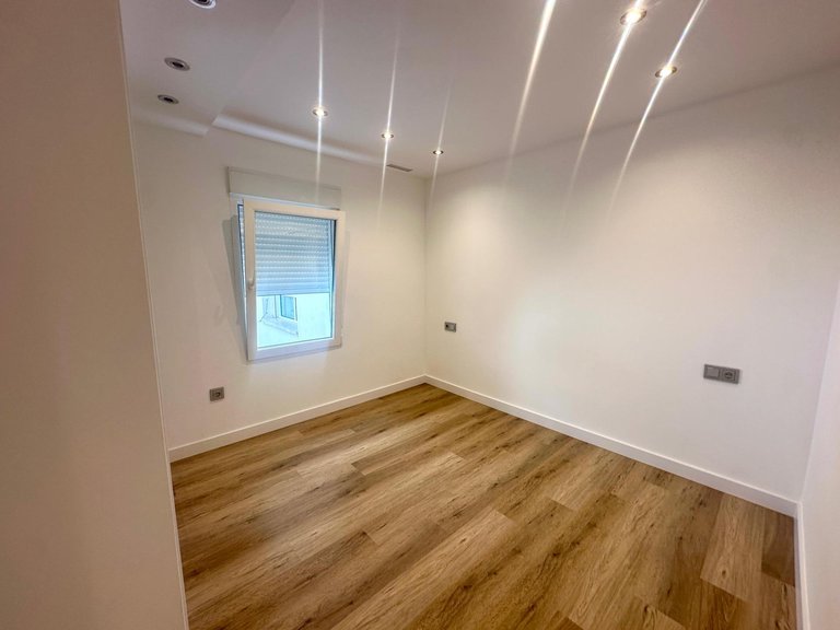 Apartment for Sale in Alicante, Alicante 9