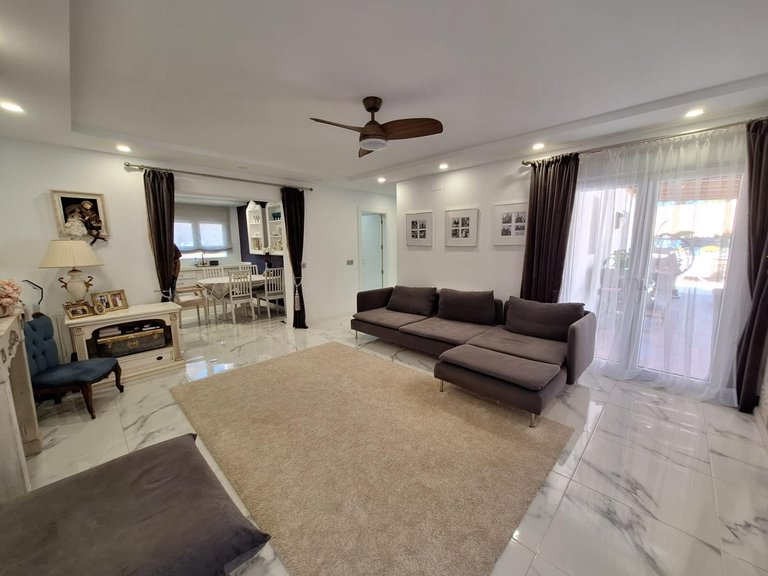 Villa for Sale in Pilar De La Horadada, Alicante 9