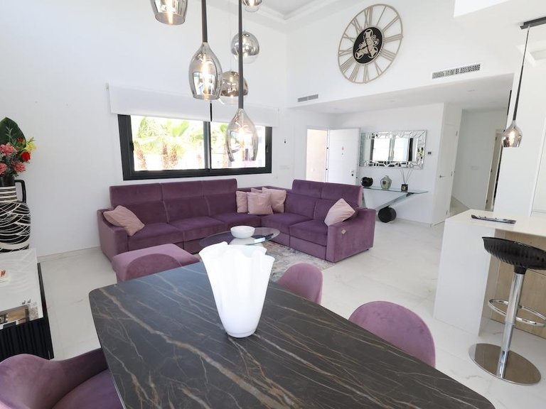 Villa for Sale in Rojales, Alicante 9