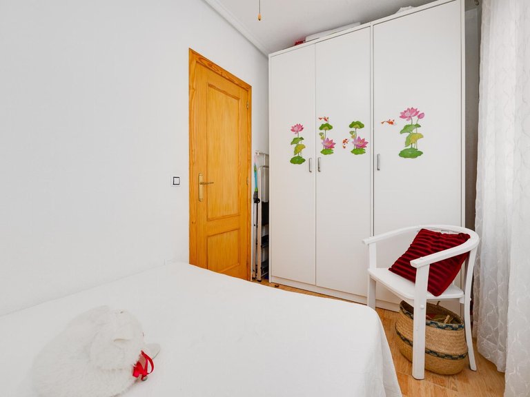 Apartment for Sale in Torrevieja, Alicante 10