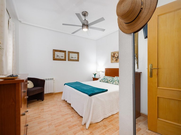 Apartment for Sale in Torrevieja, Alicante 12