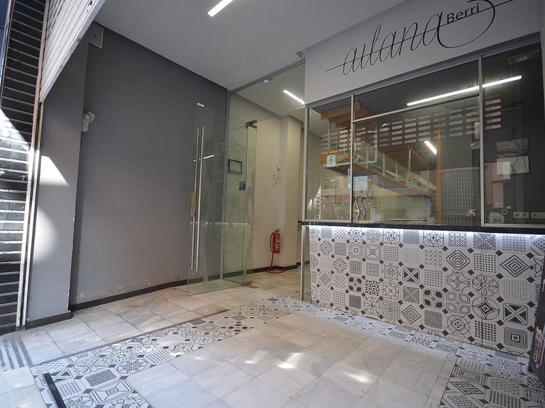 Commercial for Sale in Torrevieja, Alicante 11