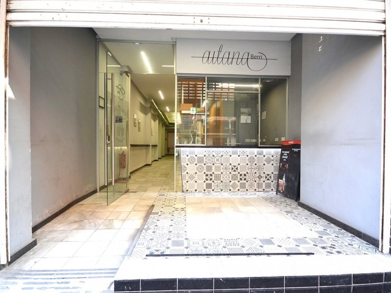 Commercial for Sale in Torrevieja, Alicante 3