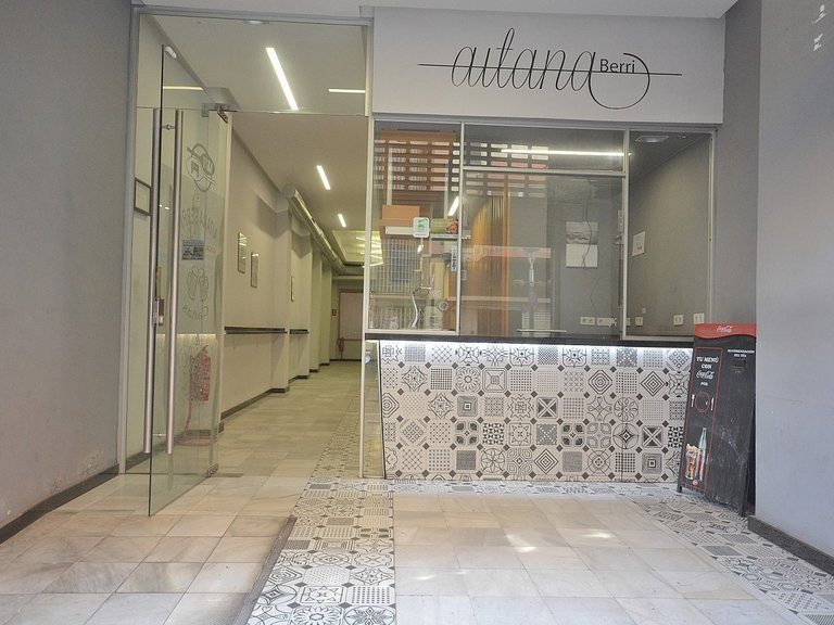 Commercial for Sale in Torrevieja, Alicante 9