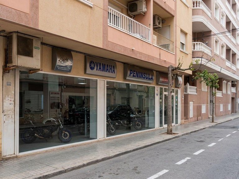 Commercial for Sale in Torrevieja, Alicante 6