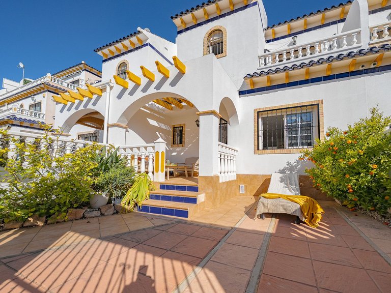 Town House for Sale in Orihuela Costa, Alicante 1