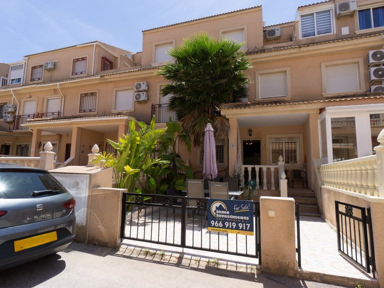 Town House for Sale in Orihuela Costa, Alicante 1