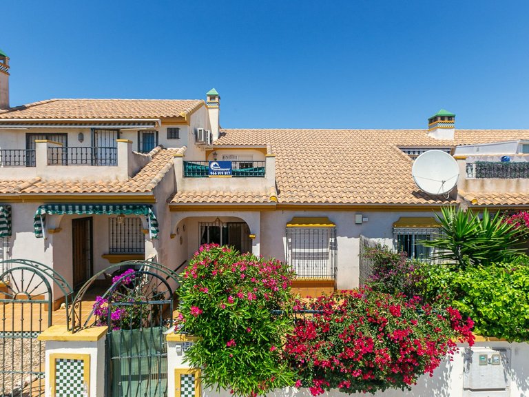 Town House for Sale in Orihuela Costa, Alicante 1