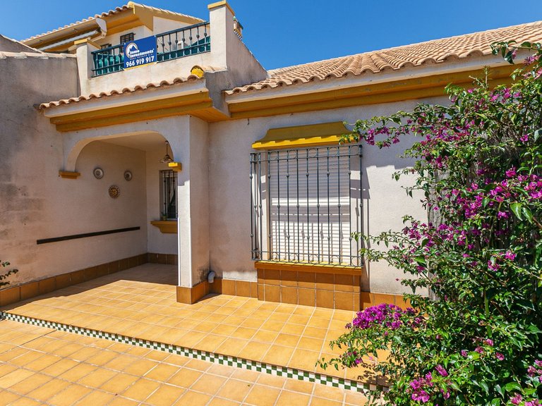 Town House for Sale in Orihuela Costa, Alicante 2