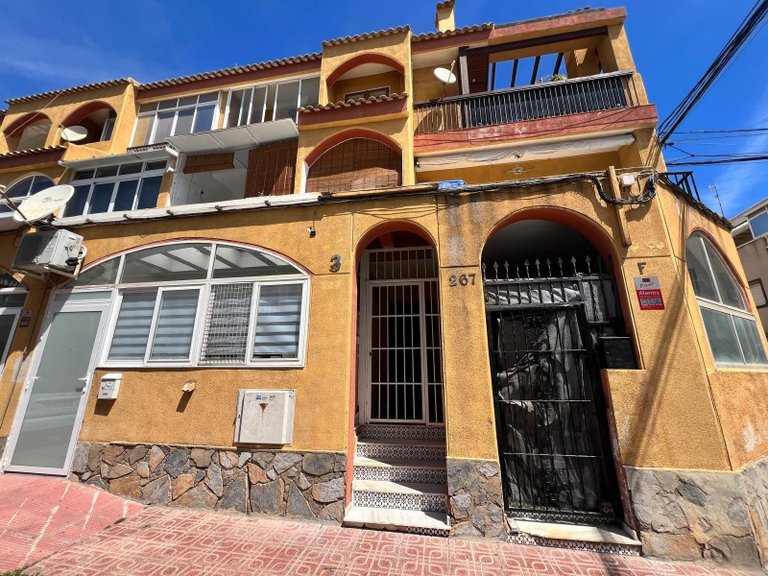 Apartment for Sale in Torrevieja, Alicante 1