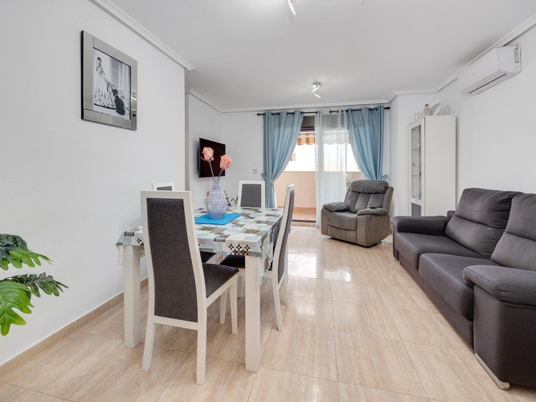 Apartment for Sale in Torrevieja, Alicante 1
