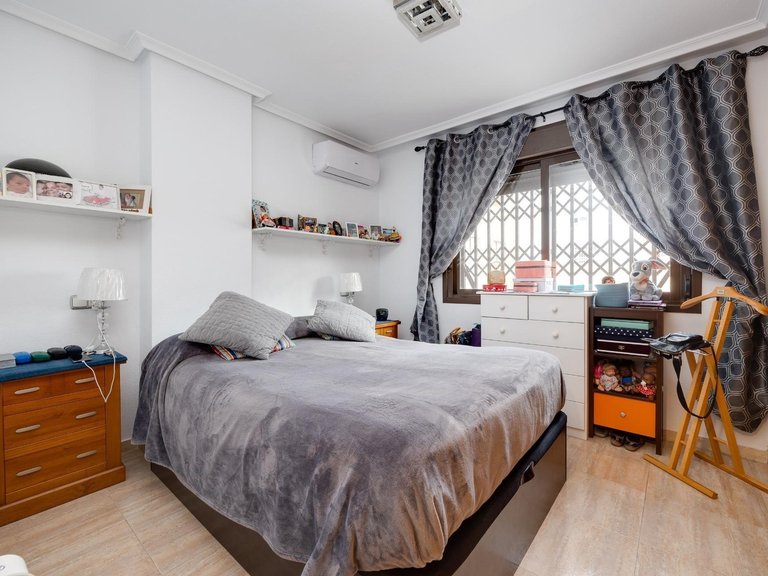 Apartment for Sale in Torrevieja, Alicante 10