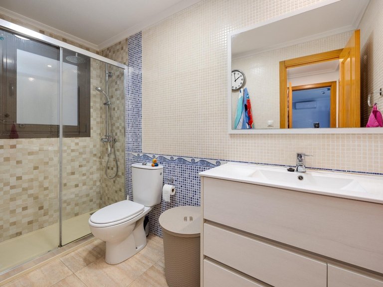 Apartment for Sale in Torrevieja, Alicante 13