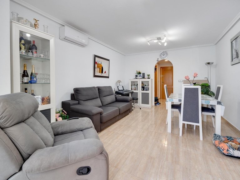 Apartment for Sale in Torrevieja, Alicante 4