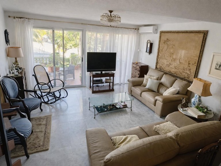 Apartment for Sale in San Juan Playa, Alicante 4