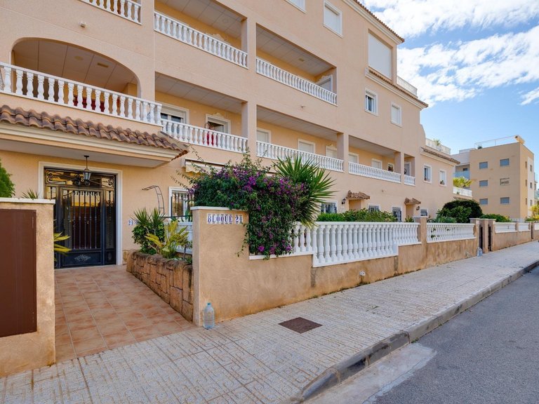 Apartment for Sale in Orihuela Costa, Alicante 4