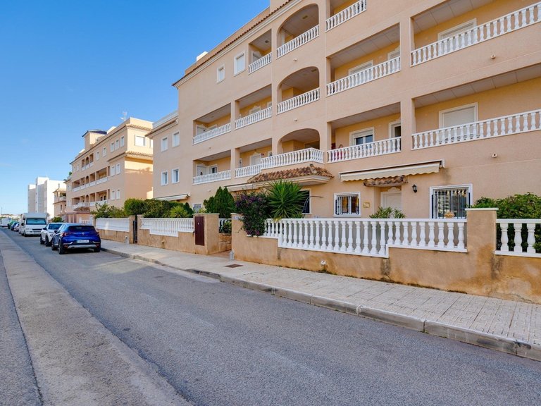 Apartment for Sale in Orihuela Costa, Alicante 5