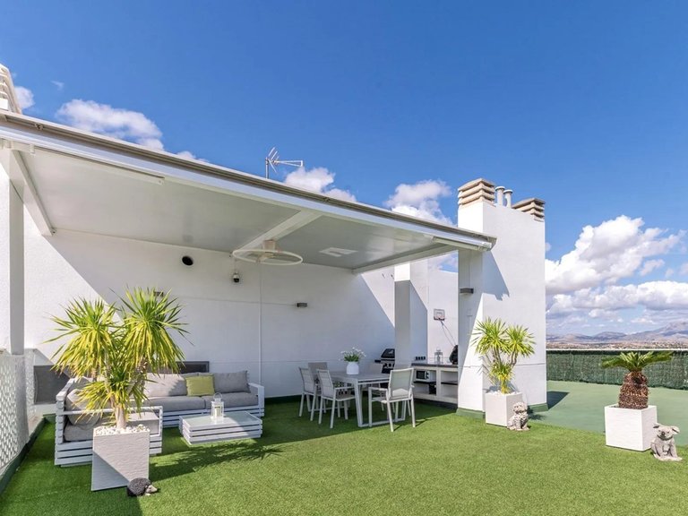 Apartment for Sale in Alicante, Alicante 2
