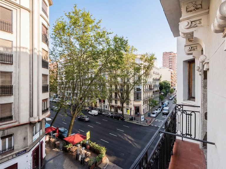 Apartment for Sale in Madrid, Madrid 6