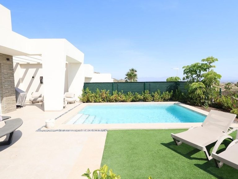Villa for Sale in Algorfa, Alicante 3