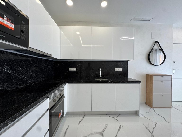 Apartment for Sale in Torrevieja, Alicante 12