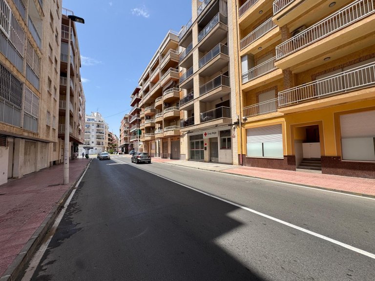 Apartment for Sale in Torrevieja, Alicante 42